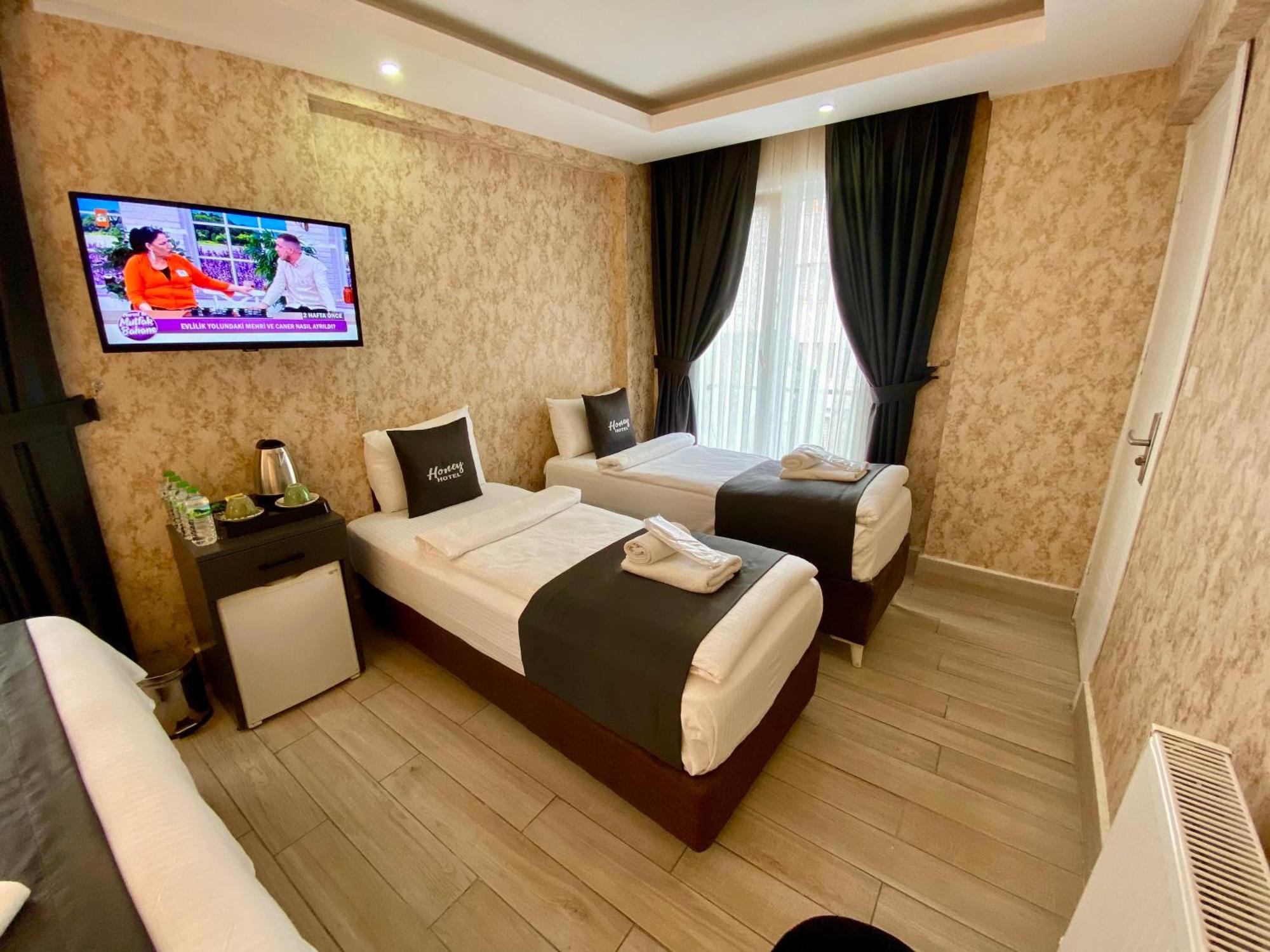 Honey Hotel — Photos 1